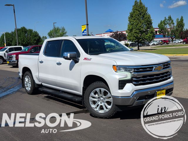 2023 Chevrolet Silverado 1500 LTZ Crew Cab 4WD