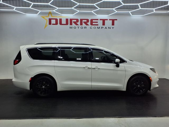 2020 Chrysler Voyager LXI - 8
