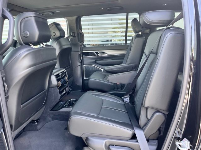 New 2026 Black Jeep  image 18