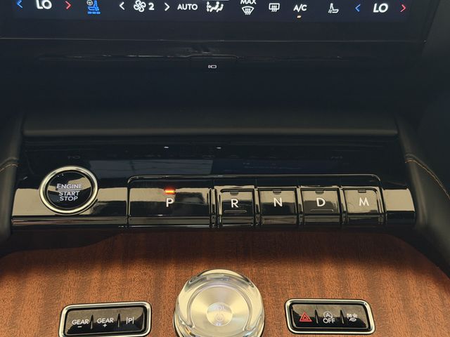 Used 2025 Lincoln Navigator SUV