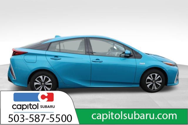 2017 Toyota Prius Prime Advanced 21