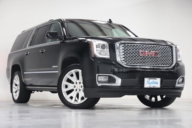  2017 GMC Yukon XL Denali 4WD   