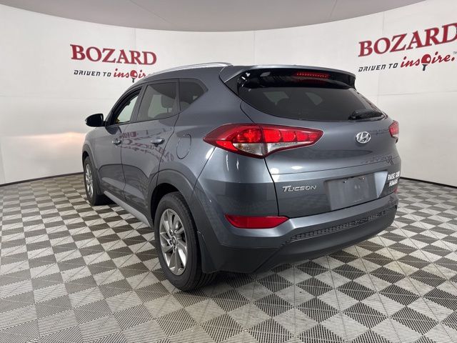 2017 Coliseum Gray Hyundai Tucson SE Plus FWD SUV