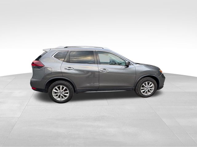 2019 Nissan Rogue SV 10