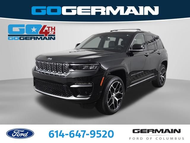 Diamond Black Crystal Pearlcoat 2022 Jeep Grand Cherokee SUV / Crossover Four-Wheel Drive 8-Speed Automatic