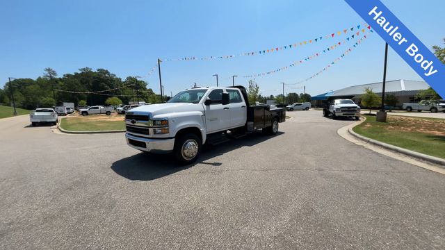 2023 Chevrolet Silverado 5500HD Work Truck