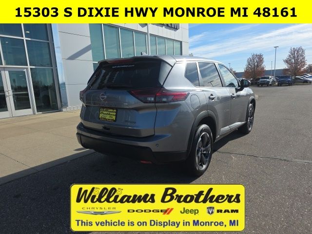 2024 Nissan Rogue SV - Gun Metallic exterior view 5