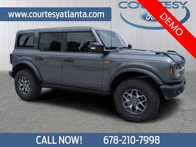 Carbonized Gray Metallic 2025 Ford Bronco SUV / Crossover Four-Wheel Drive Automatic