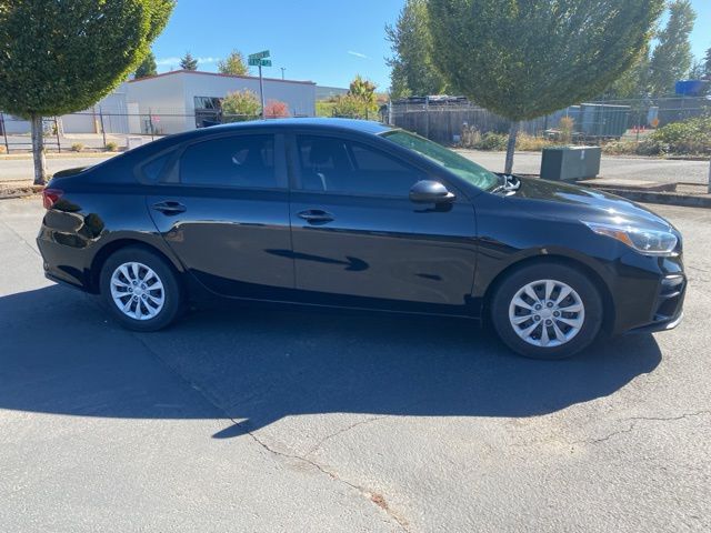 2020 Kia Forte FE 6