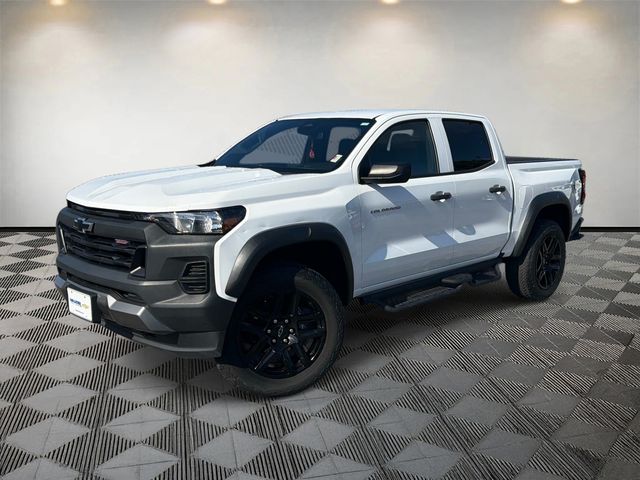 Summit White 2024 Chevrolet Colorado Pickup Truck Four-Wheel Drive 8-Speed Automatic