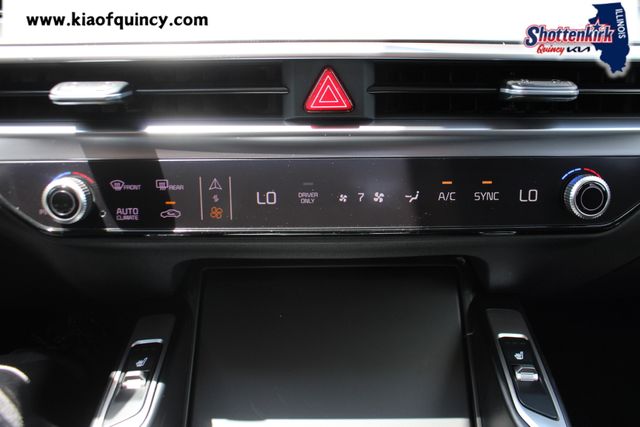 New 2026 Kia Sorento Hybrid SUV