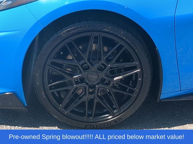 Used 2022 Rapid Blue Chevrolet Stingray image 18