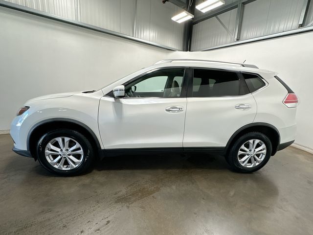 2016 Nissan Rogue SV White at Rafferty Subaru