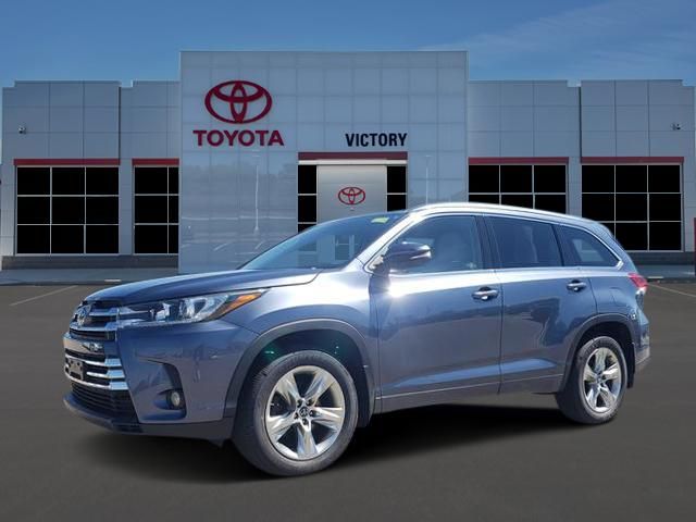Shoreline Mist 2018 Toyota Highlander Limited AWD SUV / Crossover All-Wheel Drive 8-Speed Automatic