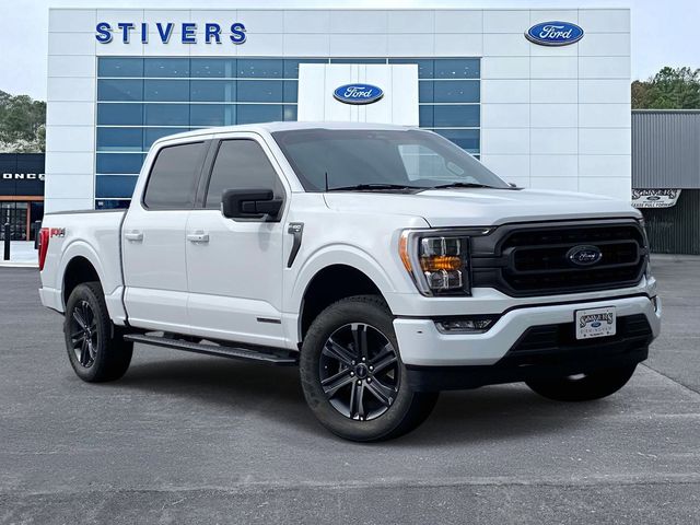 Oxford White 2023 Ford F-150 XLT SuperCrew 4WD Pickup Truck Four-Wheel Drive Automatic