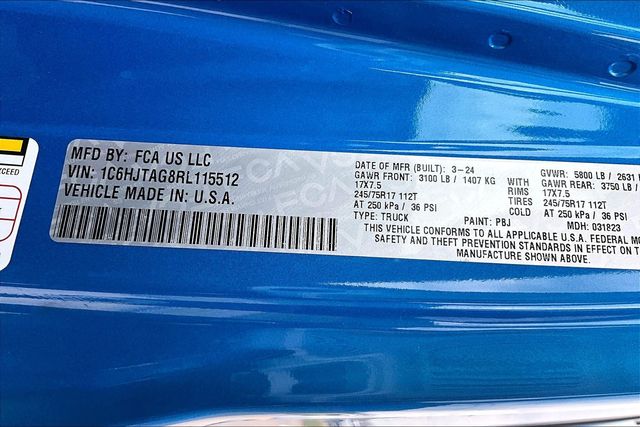 Used 2024 Jeep Gladiator Sport 4D Crew Cab