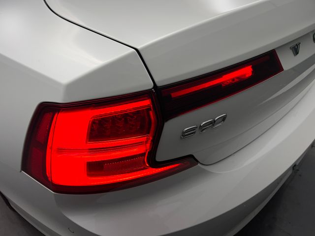 2020 Volvo S90 T6 Inscription 19