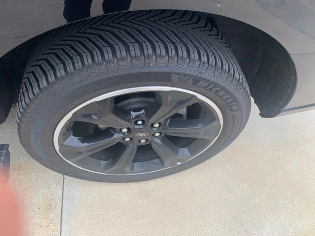 Used 2022 Black Ford Limited image 8
