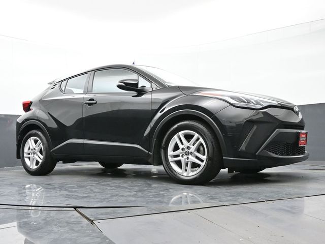 2021 Toyota C-HR LE 33