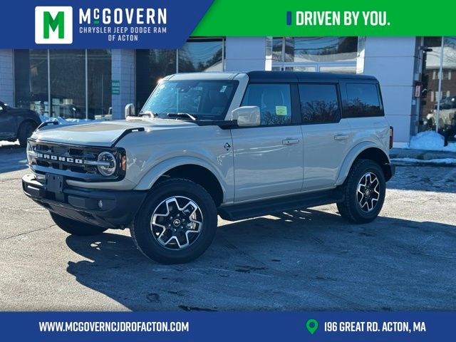 2025 Ford Bronco Outer Banks 4-Door 4WD