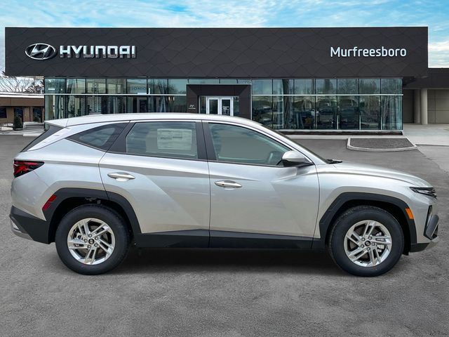 New 2026 Silver Hyundai SE image 4