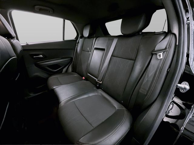 2022 Chevrolet Trax LT Black at South Hills Kia