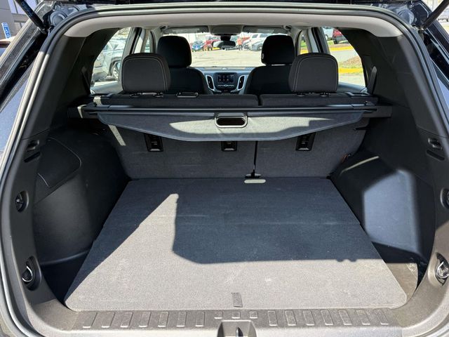 2022 Chevrolet Equinox LS - Photo 17