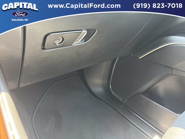 Used 2023 Black Cadillac Premium Luxury image 28