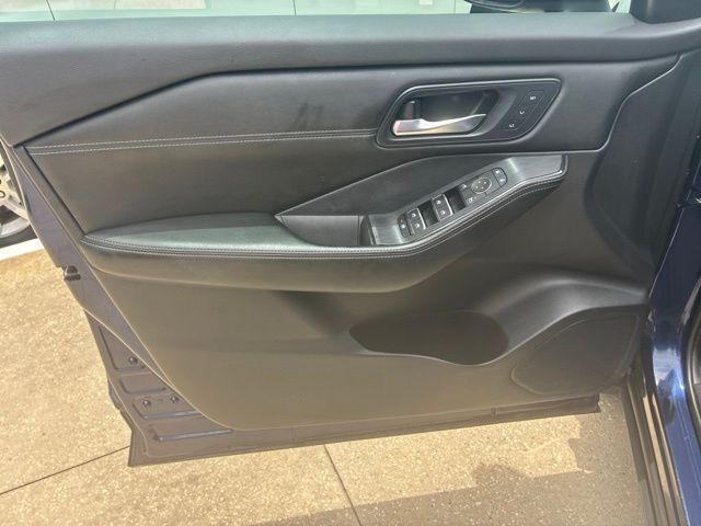 2024 Nissan Rogue SL Blue at Royal Nissan