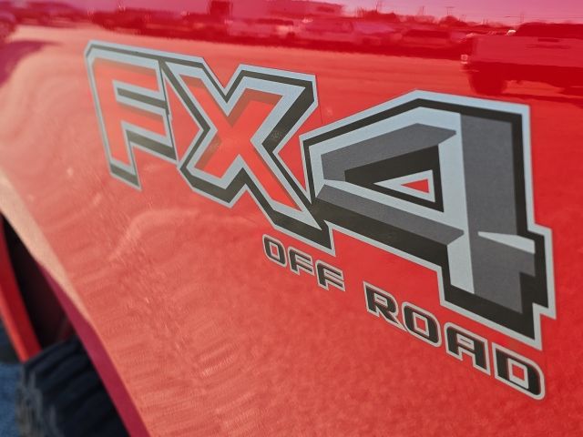 2024 Ford F-250SD Lariat:44743A