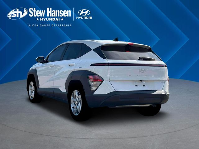 New 2026 White Hyundai SE image 5