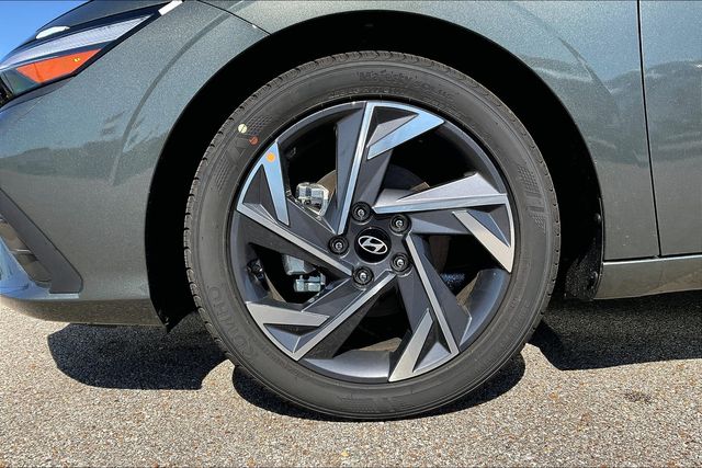 Used 2025 Hyundai Elantra For Sale in OLIVE BRANCH, MS