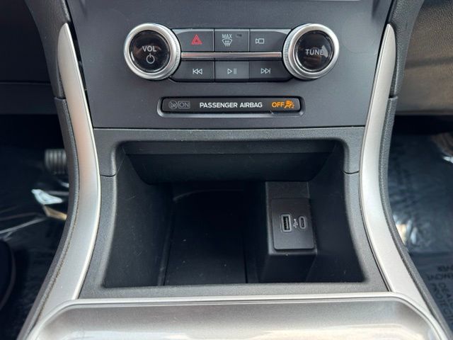 Used 2024 Gray Ford SEL image 27