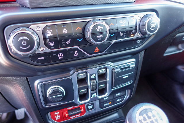 Used 2019 Jeep Wrangler SUV