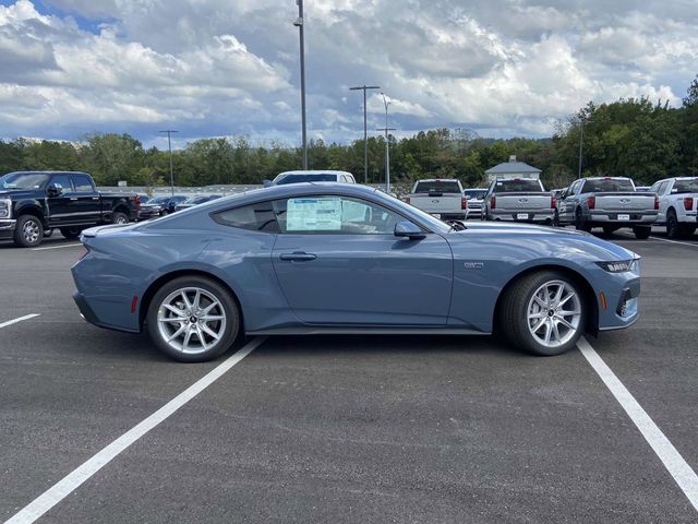 2024 Ford Mustang GT Premium 2