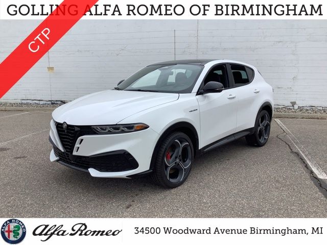 Milano White 2026 Alfa Romeo Tonale SUV / Crossover All-Wheel Drive 9-Speed Automatic