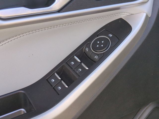 Used 2022 Gray Ford XLT image 13