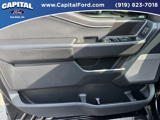 Used 2023 Black Ford XLT image 19