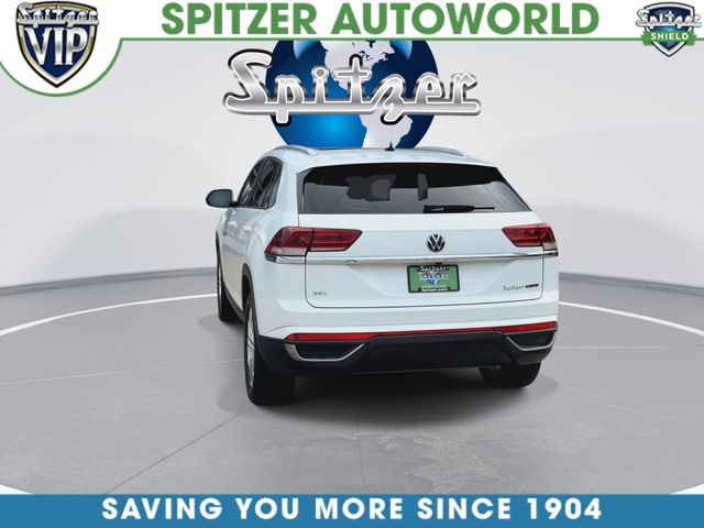 Used 2020 Black Volkswagen 2.0T SEL image 8