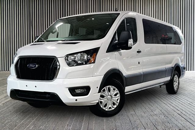 2015 Ford Transit Passenger 150 XL Low Roof RWD with 60/40 Passenger-Side Doors