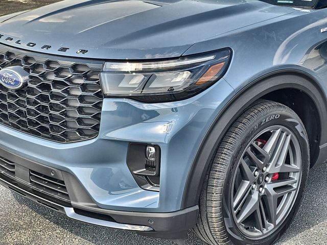 New 2026 Vapor Blue Metallic Ford ST-Line image 10