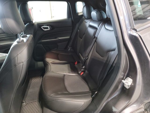 2022 Granite Crystal Metallic Clearcoat Jeep Compass Altitude 4X4 SUV