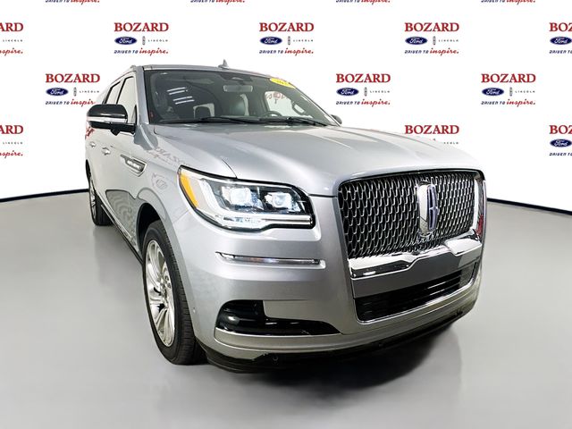 2023 Silver Radiance Metallic Clearcoat Lincoln Navigator L Reserve SUV