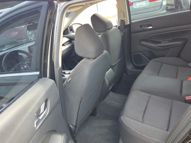 Used 2022 Black Nissan 2.5 SV image 7