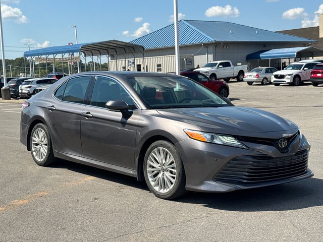 Used 2019 Gray Toyota XLE image 7