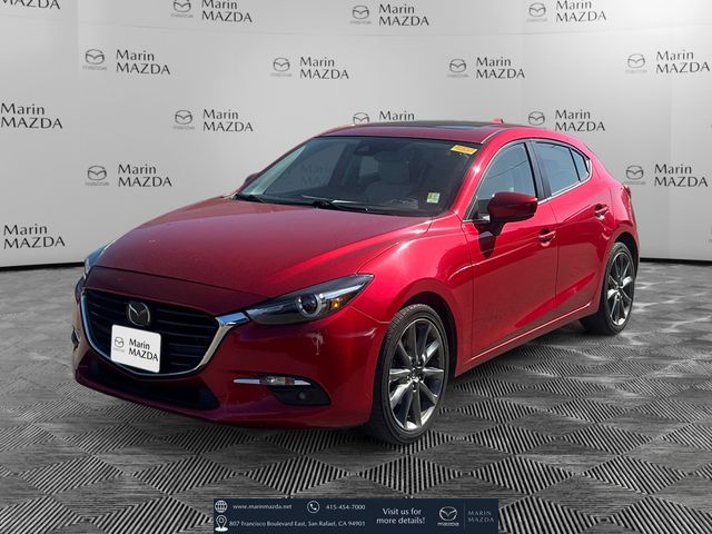 2018 Mazda MAZDA3 Grand Touring Hatchback   