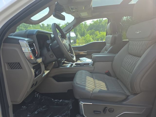 New 2026 Star White Metallic Tri-Coat Ford F-350® Platinum® image 15