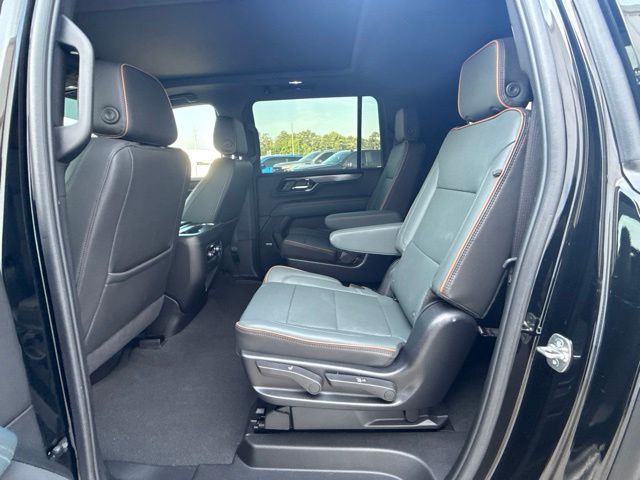 2025 GMC Yukon XL AT4:C02780