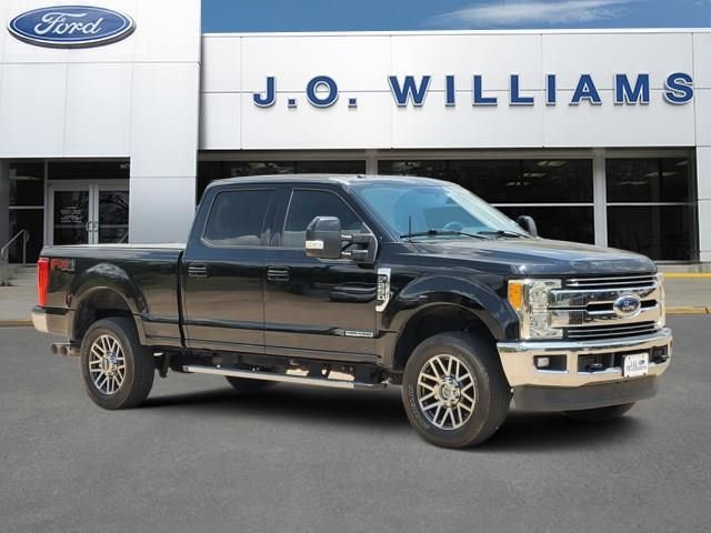 2017 Ford F-250 Super Duty Lariat Crew Cab 4WD
