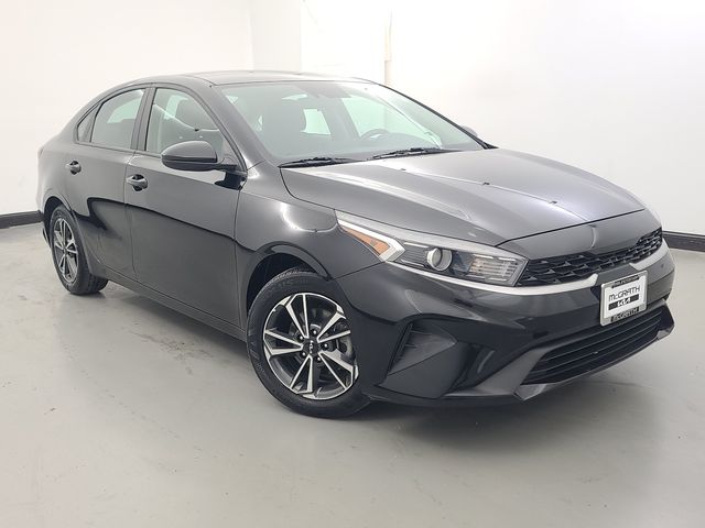 2022 Kia Forte LXS FWD